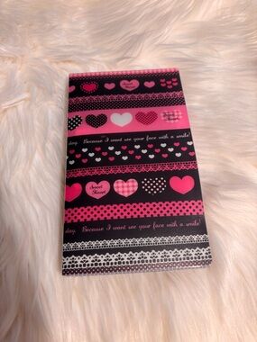 Heart Pattern Pink & Black Business Card Holder GUC